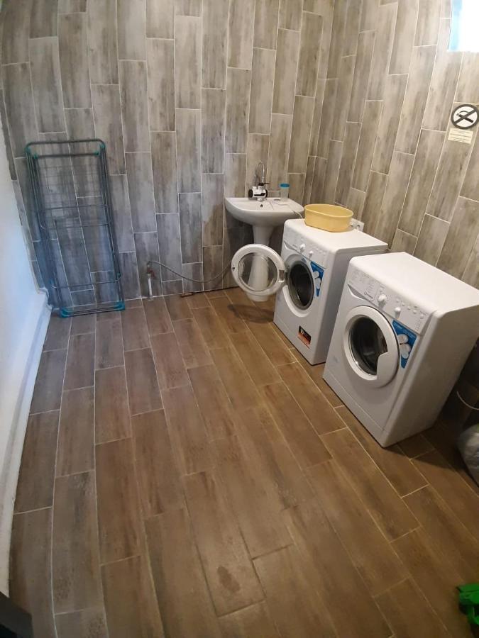 Room Hostel Dostyk Almati Kültér fotó