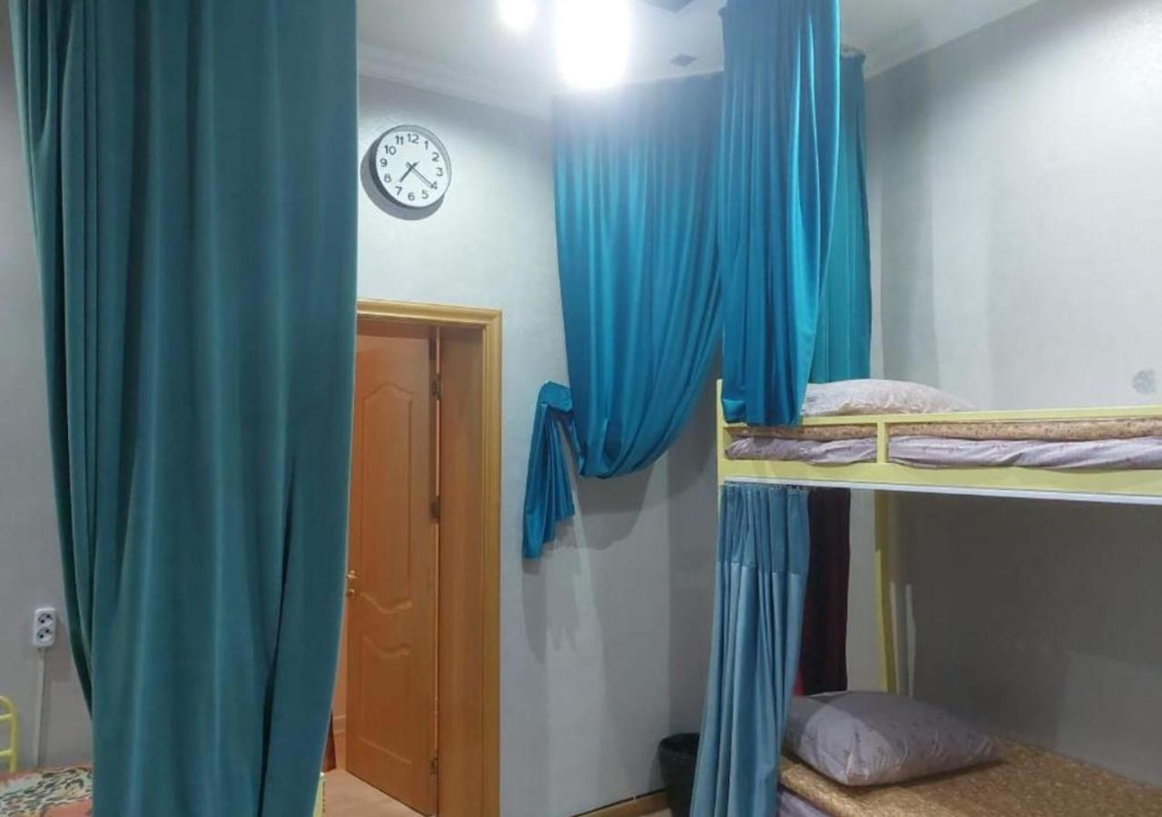 Room Hostel Dostyk Almati Kültér fotó