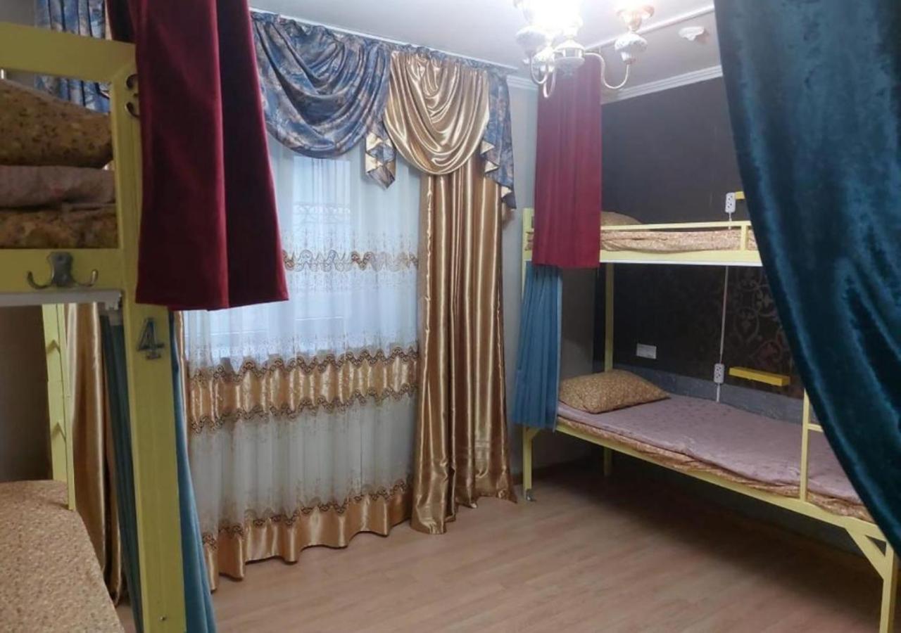 Room Hostel Dostyk Almati Kültér fotó