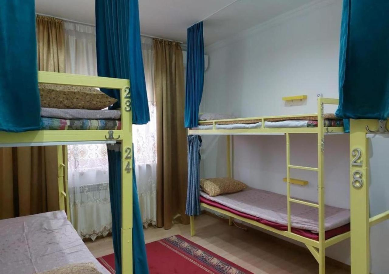 Room Hostel Dostyk Almati Kültér fotó