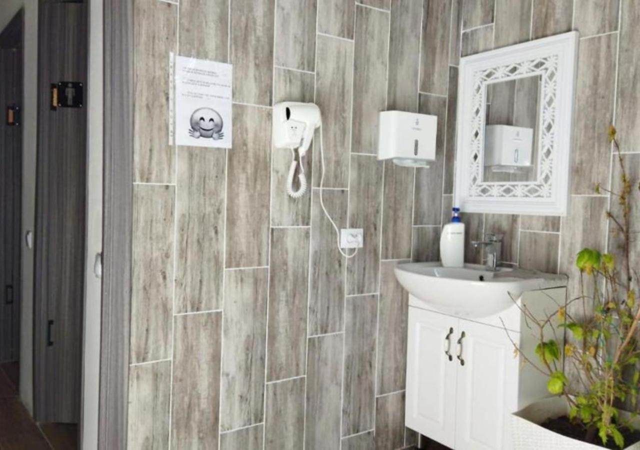 Room Hostel Dostyk Almati Kültér fotó