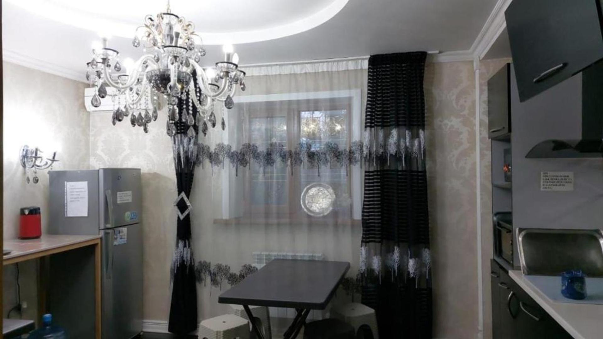 Room Hostel Dostyk Almati Kültér fotó