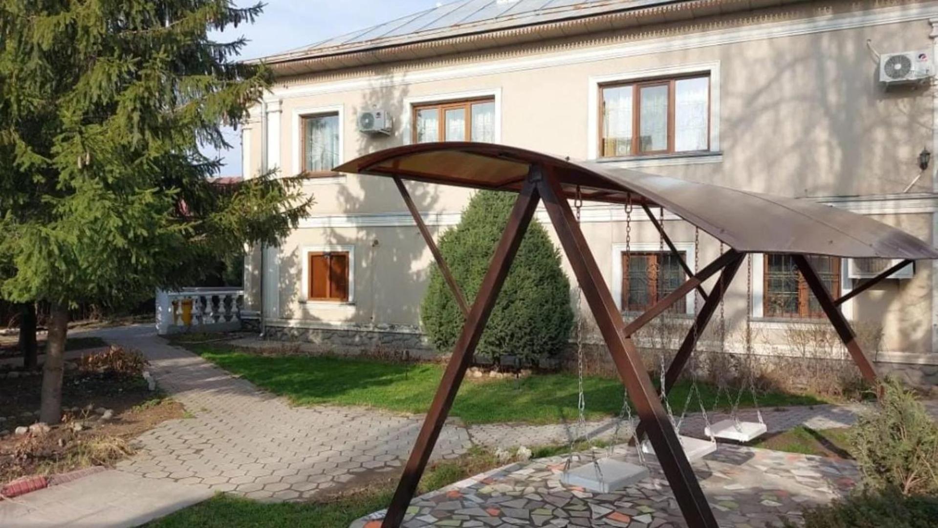 Room Hostel Dostyk Almati Kültér fotó